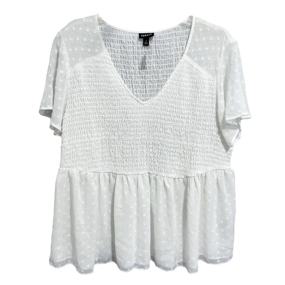 Torrid Clip Dot Smocked Peplum Top Size 2x White Cloud Dancer Chiffon Angel